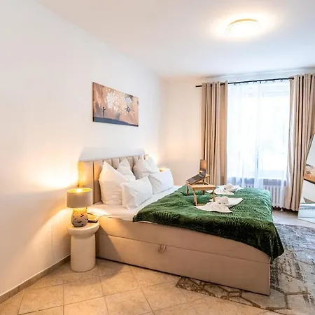 Modernes L 2 Schlafzimmer L Wlan L Borussia Park Apartment Monchengladbach